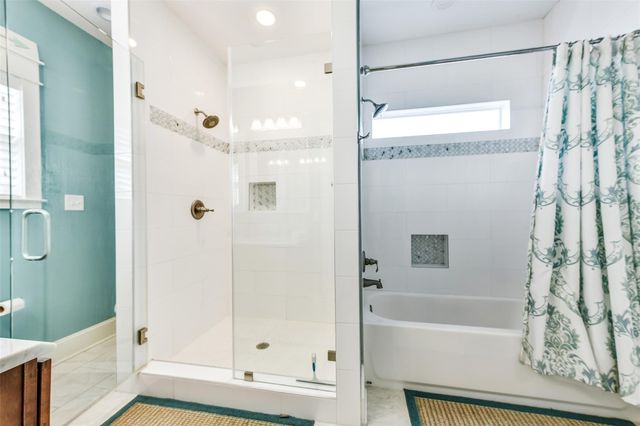 3807 Avenue R, Galveston, TX 77550