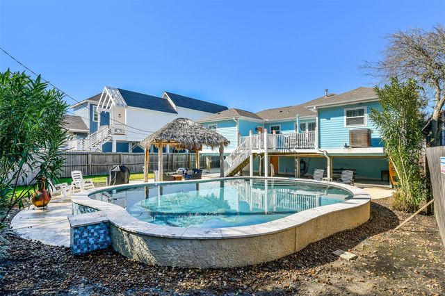 3807 Avenue R, Galveston, TX 77550