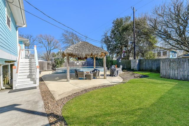 3807 Avenue R, Galveston, TX 77550