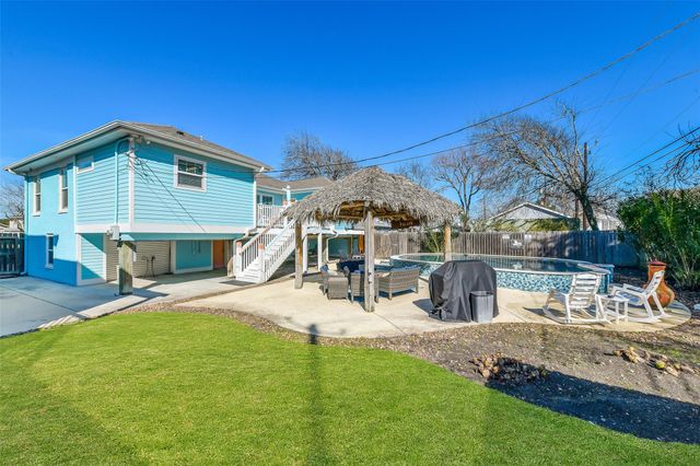 3807 Avenue R, Galveston, TX 77550