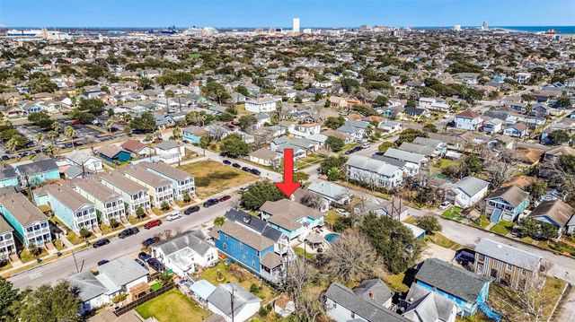 3807 Avenue R, Galveston, TX 77550