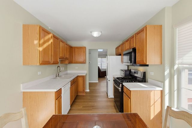 9334 Waterfall Glen Boulevard, Darien, IL 60561