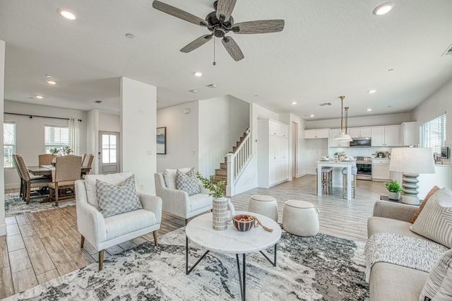 2105 N Hughes Avenue, Clovis, CA 93619