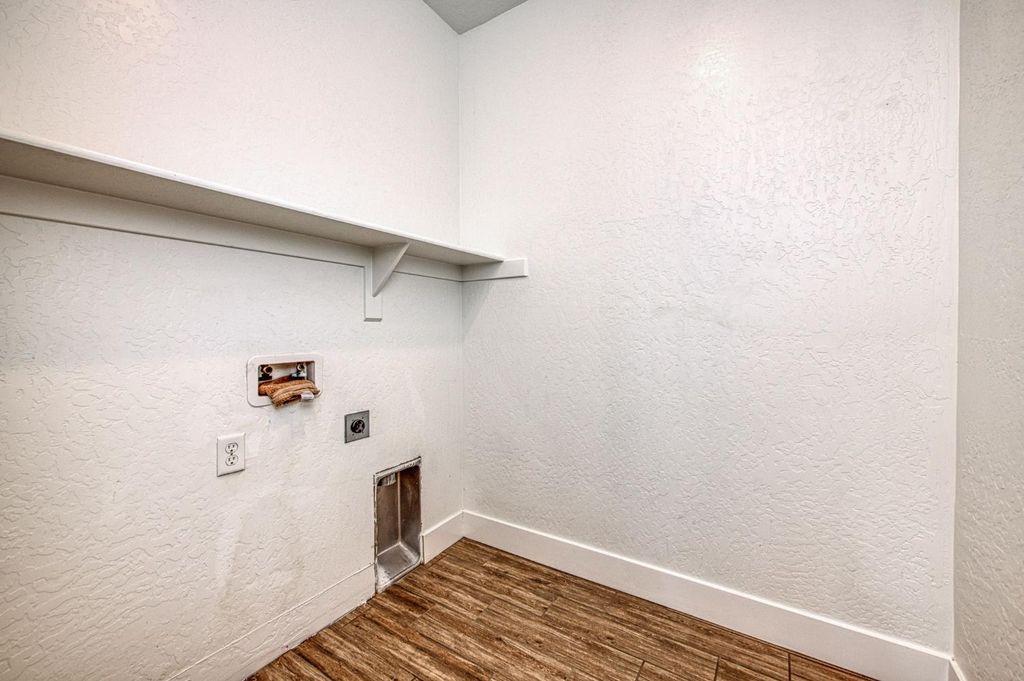 Image 36 of property listing at 2105 N Hughes Avenue, Clovis, CA 93619