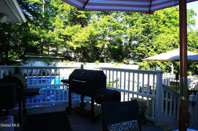 302 Morning Kill Run, Milton, NY 12020