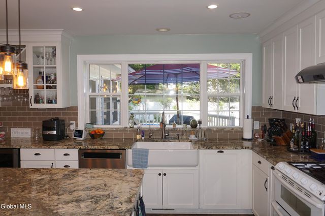 302 Morning Kill Run, Milton, NY 12020
