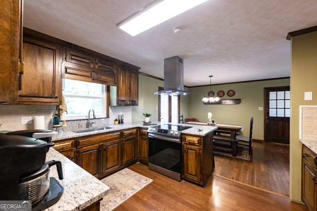 976 Windsweep Farm Road, Thomaston, GA 30286