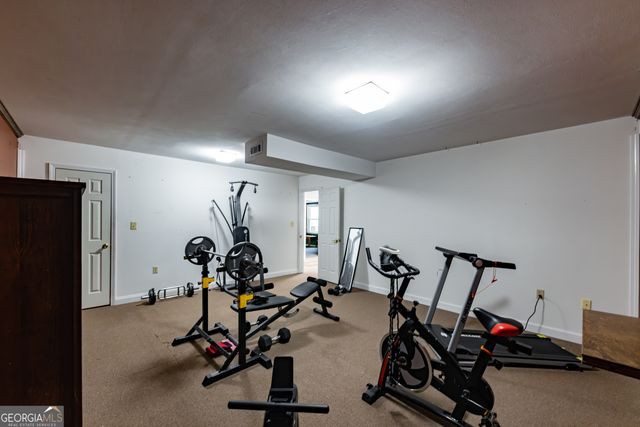 976 Windsweep Farm Road, Thomaston, GA 30286