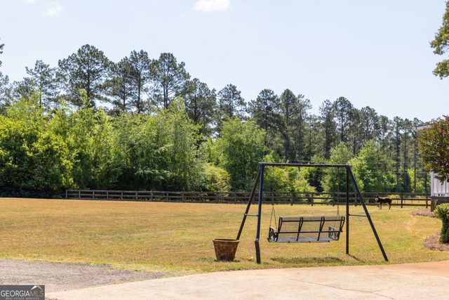 976 Windsweep Farm Road, Thomaston, GA 30286