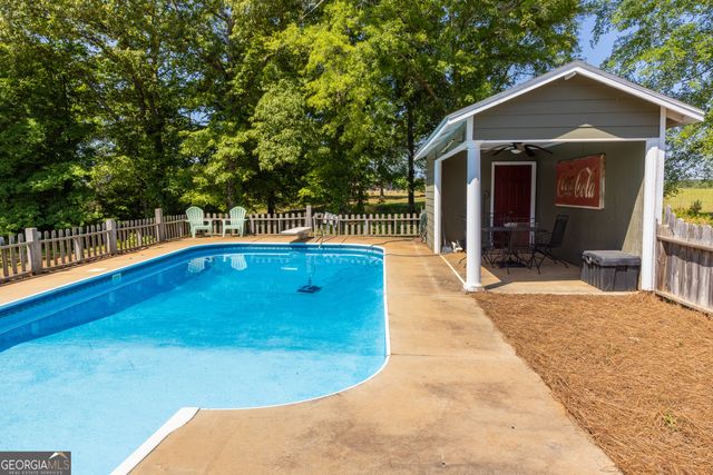 976 Windsweep Farm Road, Thomaston, GA 30286