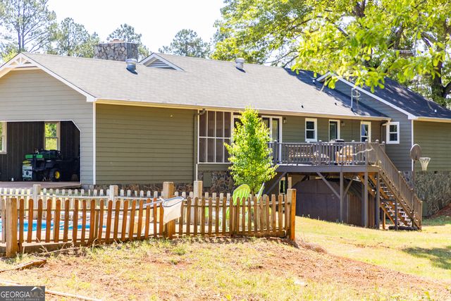 976 Windsweep Farm Road, Thomaston, GA 30286