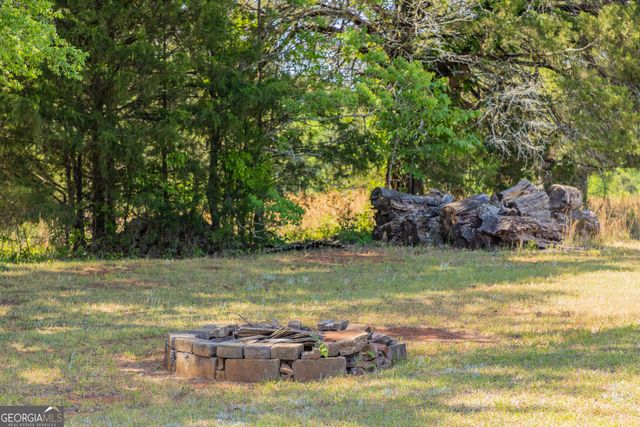 976 Windsweep Farm Road, Thomaston, GA 30286