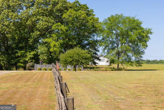 976 Windsweep Farm Road, Thomaston, GA 30286