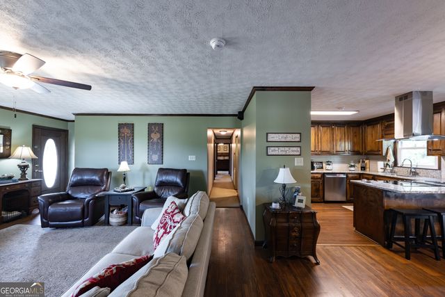 976 Windsweep Farm Road, Thomaston, GA 30286