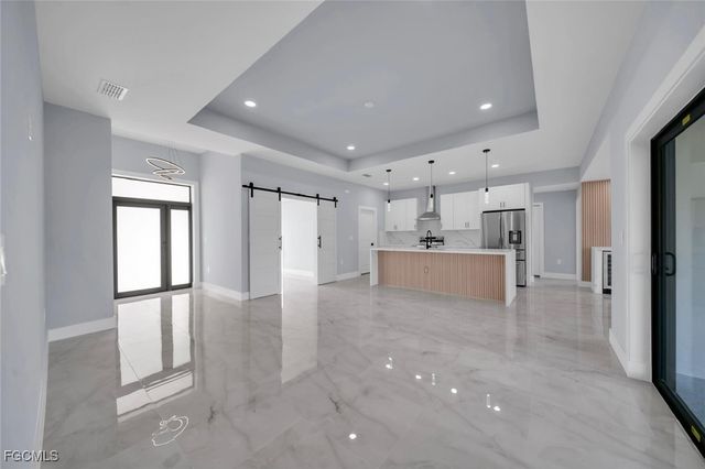 4028 26th ST SW, Lehigh Acres, FL 33976