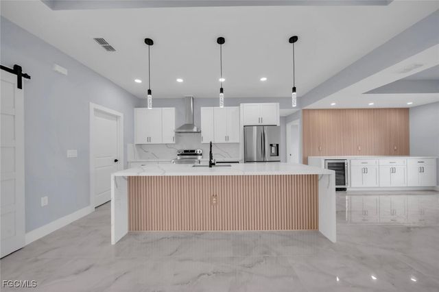 4028 26th ST SW, Lehigh Acres, FL 33976