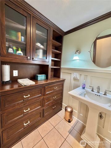 3813 70th Avenue NW, Gig Harbor, WA 98335