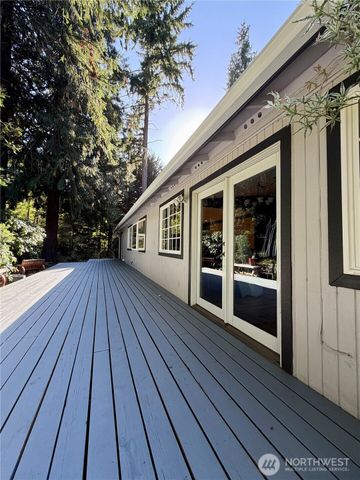 3813 70th Avenue NW, Gig Harbor, WA 98335