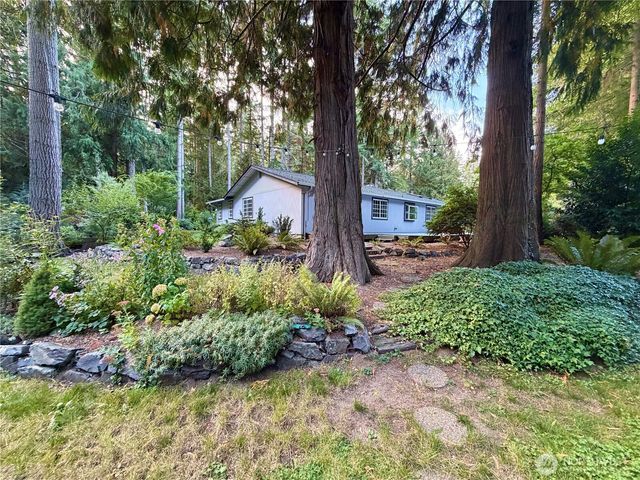 3813 70th Avenue NW, Gig Harbor, WA 98335