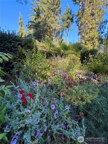 3813 70th Avenue NW, Gig Harbor, WA 98335