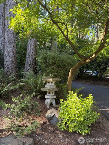 3813 70th Avenue NW, Gig Harbor, WA 98335