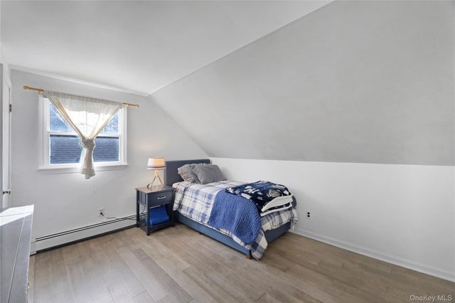 48 Nidzyn Avenue, Remsenburg, NY 11960