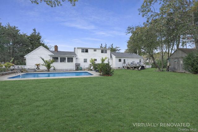 48 Nidzyn Avenue, Remsenburg, NY 11960