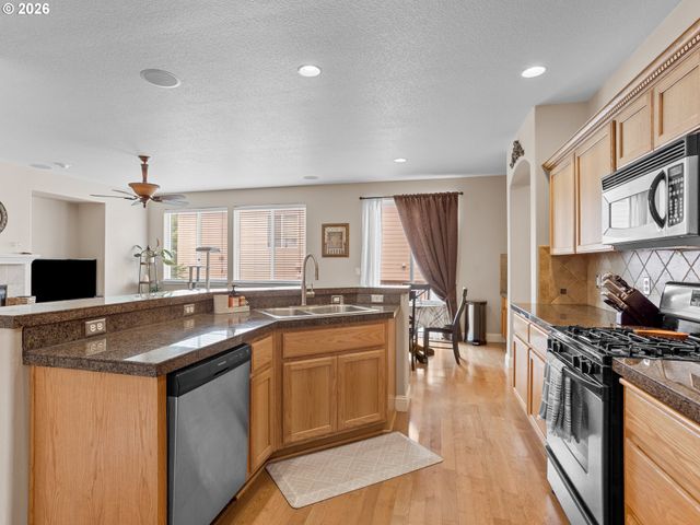 17804 Ne 37TH St, Vancouver, WA 98682