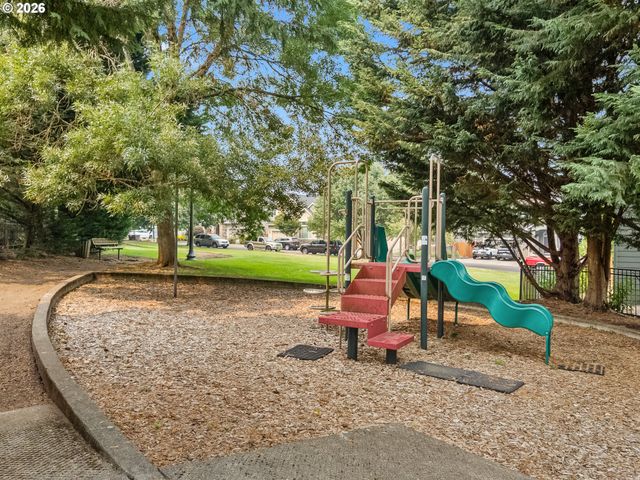 17804 Ne 37TH St, Vancouver, WA 98682