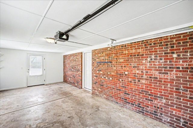 320 Bellechase Lane, Nicholasville, KY 40356