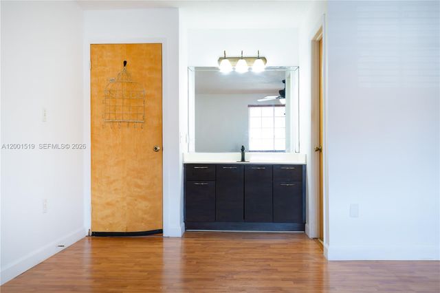 10017 W Okeechobee Rd 202, Hialeah Gardens, FL 33016