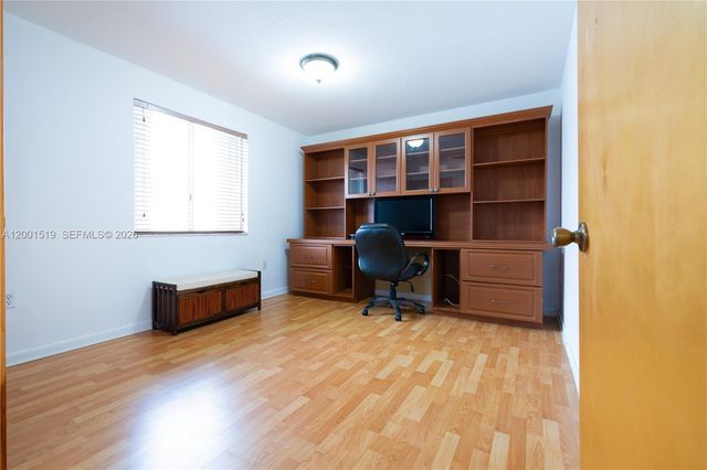 10017 W Okeechobee Rd 202, Hialeah Gardens, FL 33016