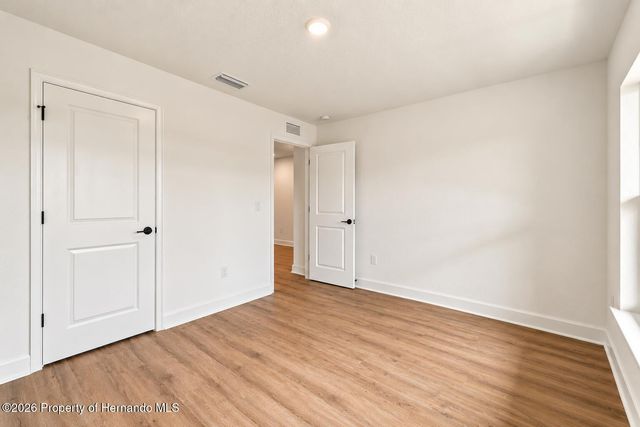13041 Scissorbill Avenue, Weeki Wachee, FL 34614