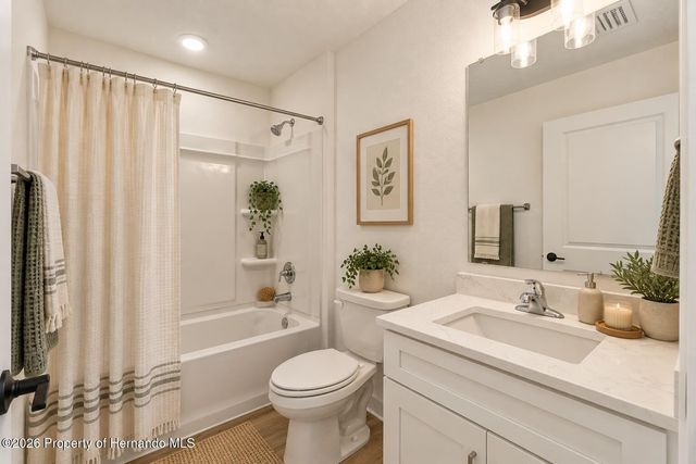 13041 Scissorbill Avenue, Weeki Wachee, FL 34614