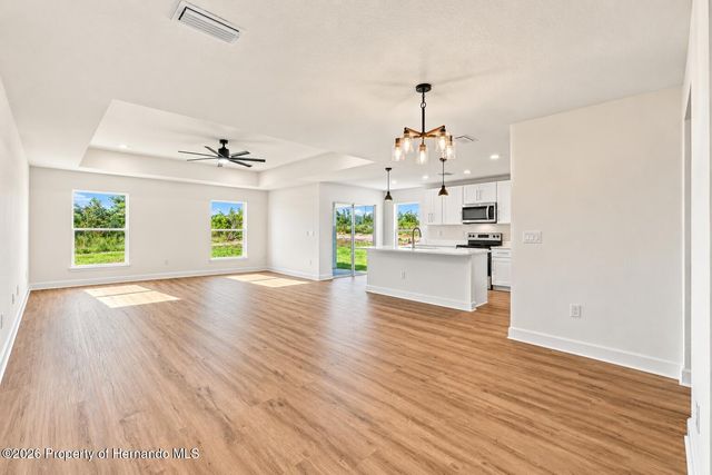 13041 Scissorbill Avenue, Weeki Wachee, FL 34614