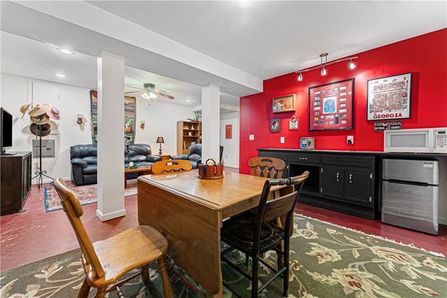 410 South Hogan Drive, Westminster, SC 29693