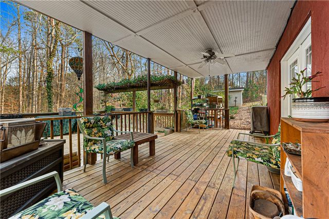 410 South Hogan Drive, Westminster, SC 29693