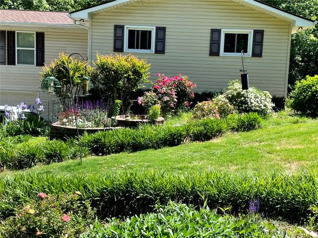 410 South Hogan Drive, Westminster, SC 29693