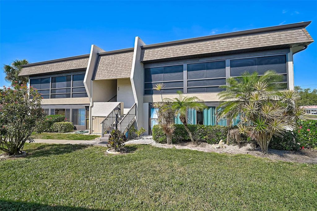 1697 NORTHAMPTON ST 1699-D, Venice, FL 34293