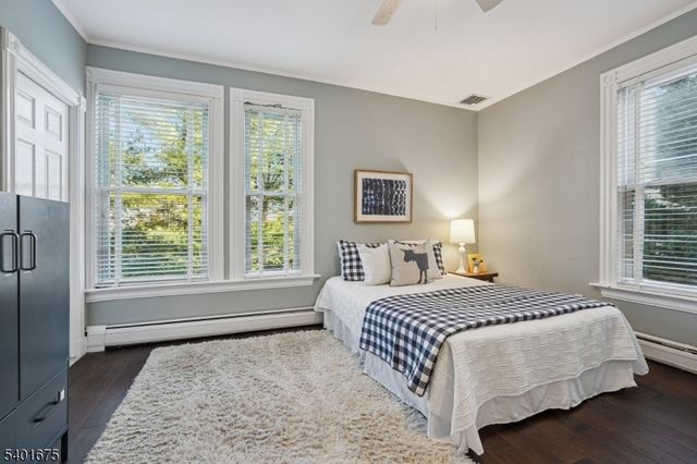 386 Park St, Montclair Twp., NJ 07043