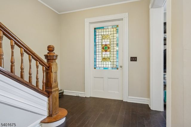 386 Park St, Montclair Twp., NJ 07043