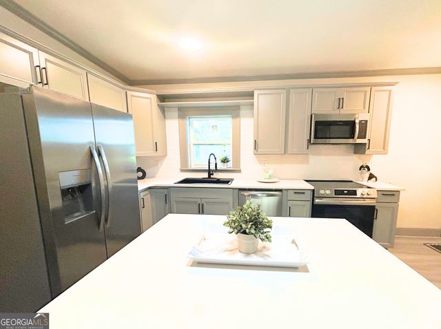 518 E Furlow Street, Americus, GA 31709