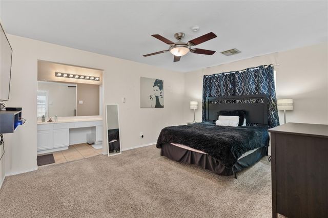 15626 Briargate Court, Houston, TX 77489