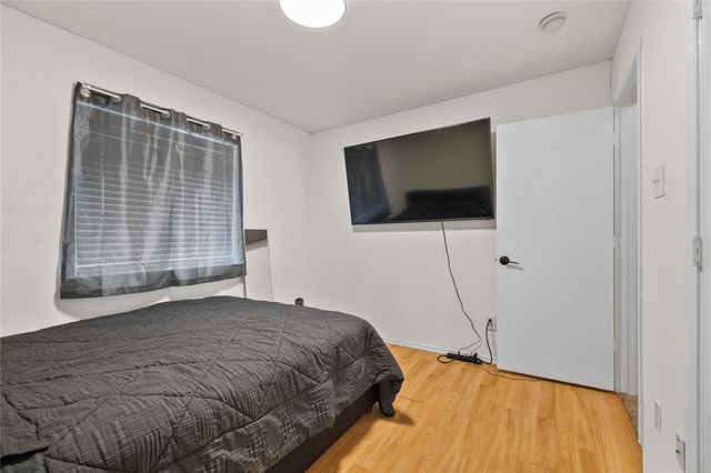 15626 Briargate Court, Houston, TX 77489