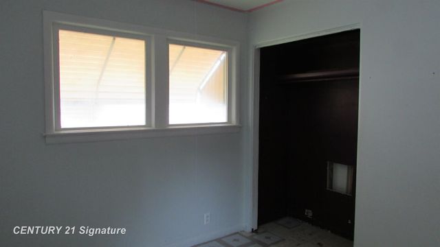 620 E Washington Street, Freeland, MI 48623