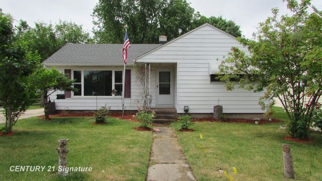 620 E Washington Street, Freeland, MI 48623