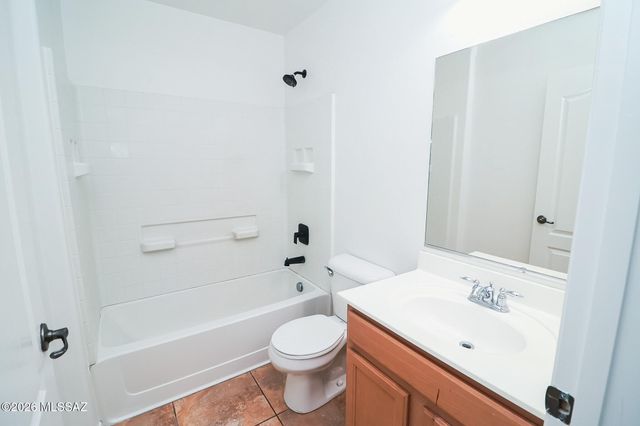 2403 E Calle Gran Desierto, Tucson, AZ 85706