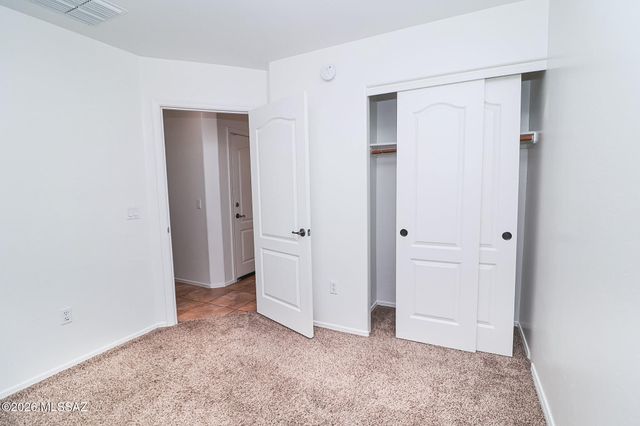 2403 E Calle Gran Desierto, Tucson, AZ 85706