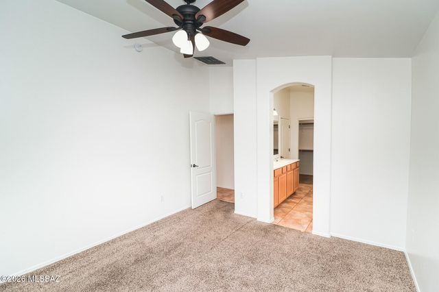 2403 E Calle Gran Desierto, Tucson, AZ 85706