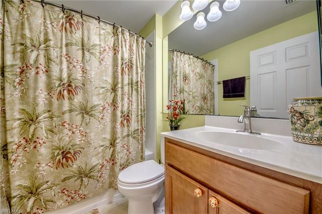 2626 Astwood CT, Cape Coral, FL 33991